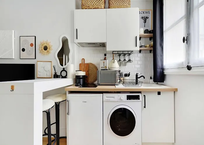 Pleasant - 2p - Near Tuileries Louvre